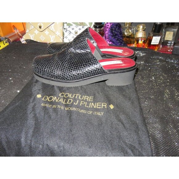 Donald J Pliner Shiny Black Italian Leather Snakeskin Embossed Couture Mules 6.5 - Picture 1 of 10